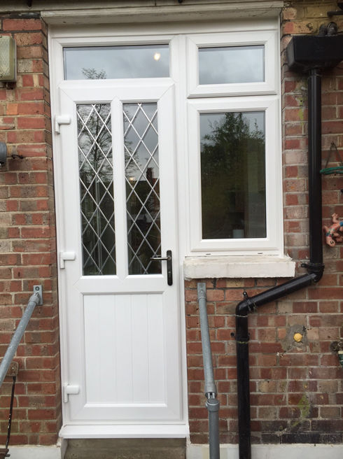 Cardiff Diamond Lead 2 white upvc back door with toplight & flag window