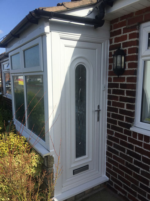 Waltham Elsa white upvc front door