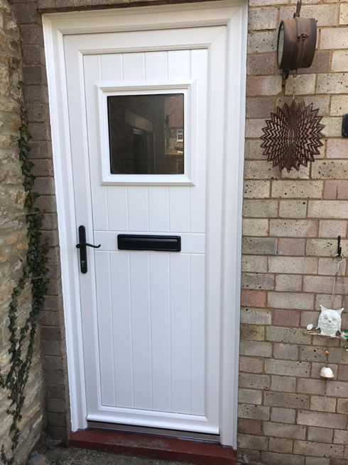 Wandsworth Esmie white upvc front door