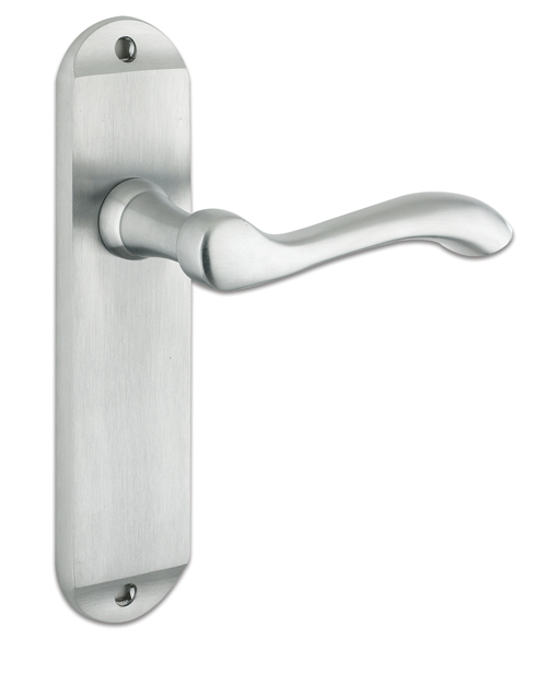 Knightsbridge satin silver door handle